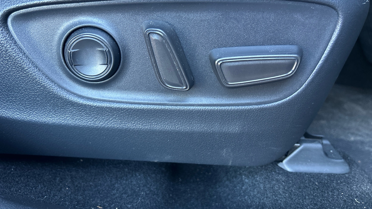 Used Toyota RAV4 2023 for sale - 76627807: Photo 38