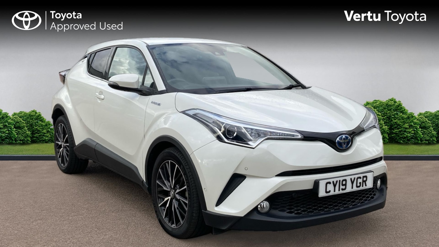 Used Toyota C-HR 2019 for sale - 76209261: Photo 1