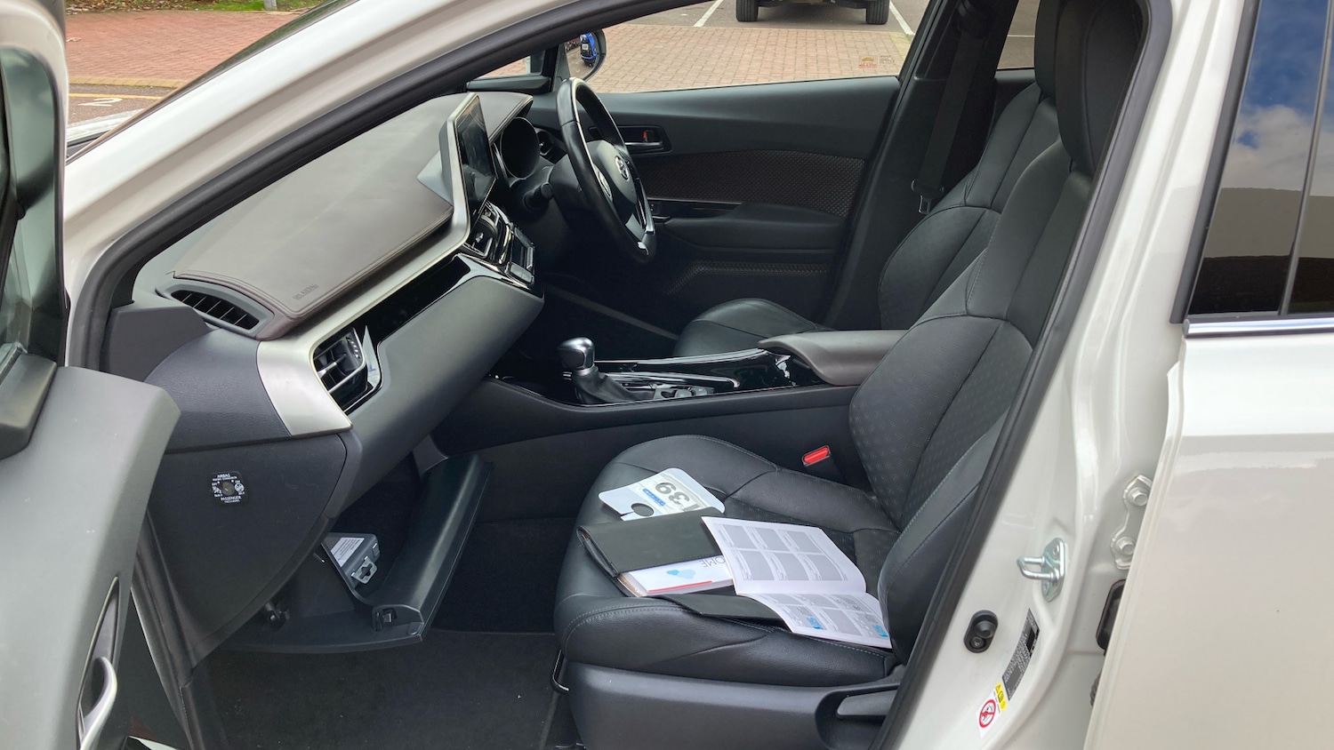 Used Toyota C-HR 2019 for sale - 76209261: Photo 10
