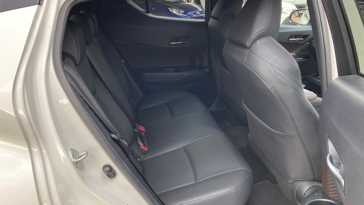 Used Toyota C-HR 2019 for sale - 76209261: Photo 12