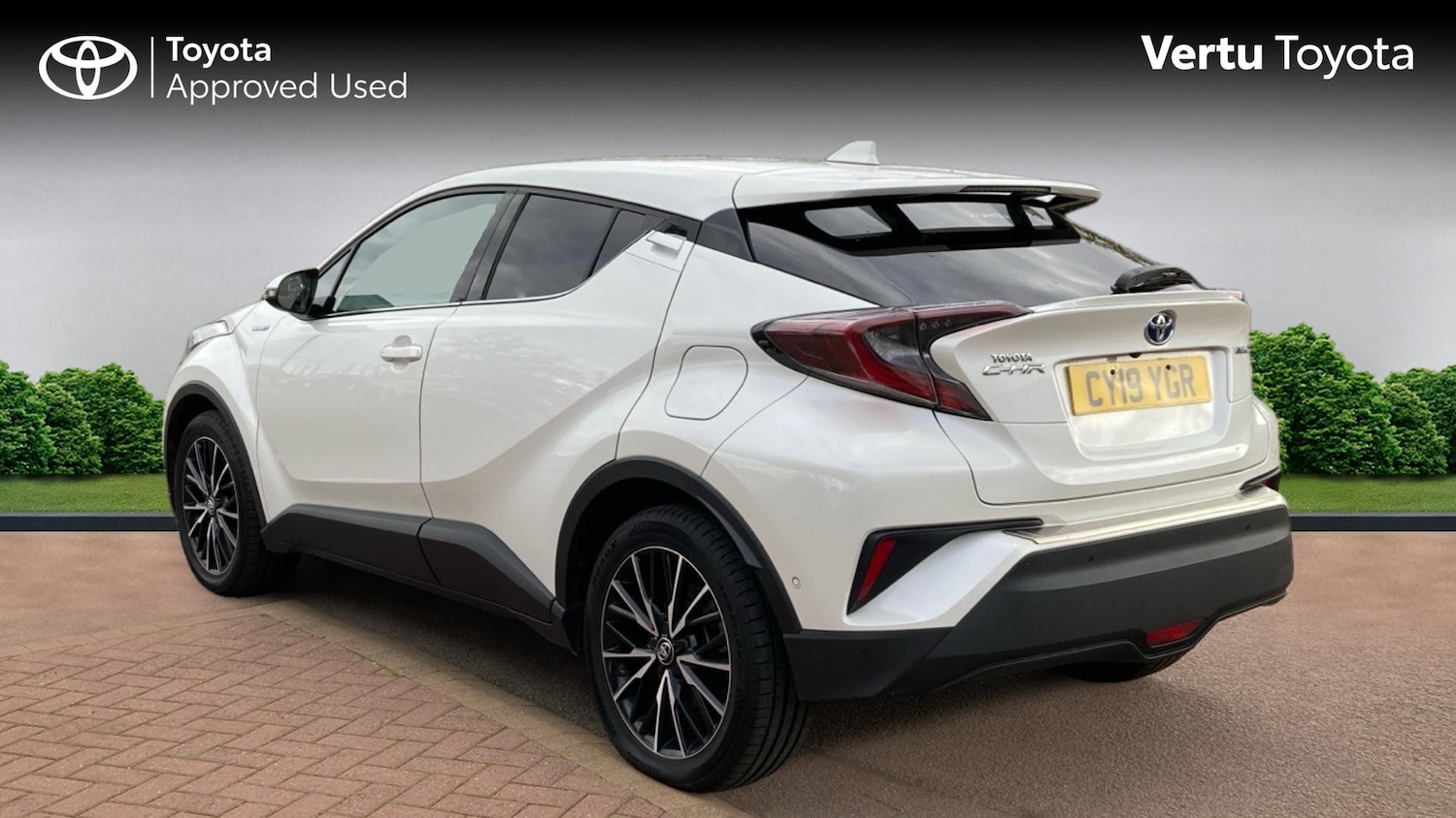 Used Toyota C-HR 2019 for sale - 76209261: Photo 4