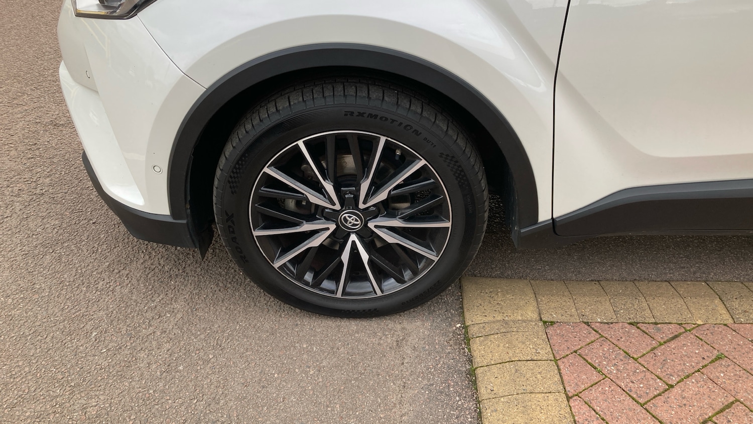 Used Toyota C-HR 2019 for sale - 76209261: Photo 46