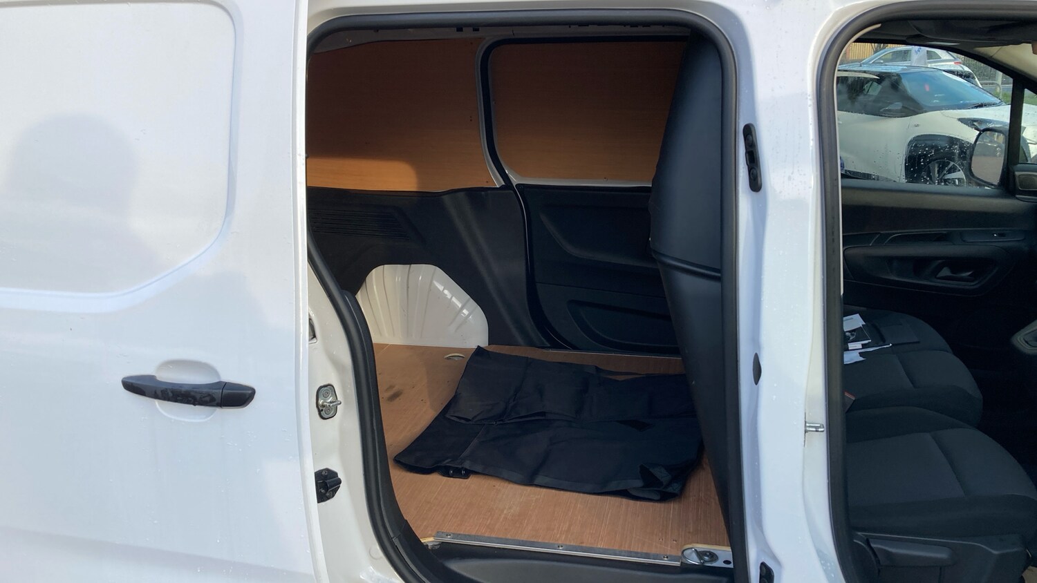 Used Toyota ProAce 2022 for sale - 76643253: Photo 12