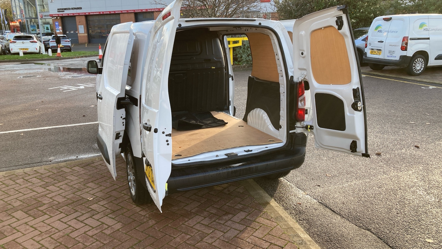 Used Toyota ProAce 2022 for sale - 76643253: Photo 40