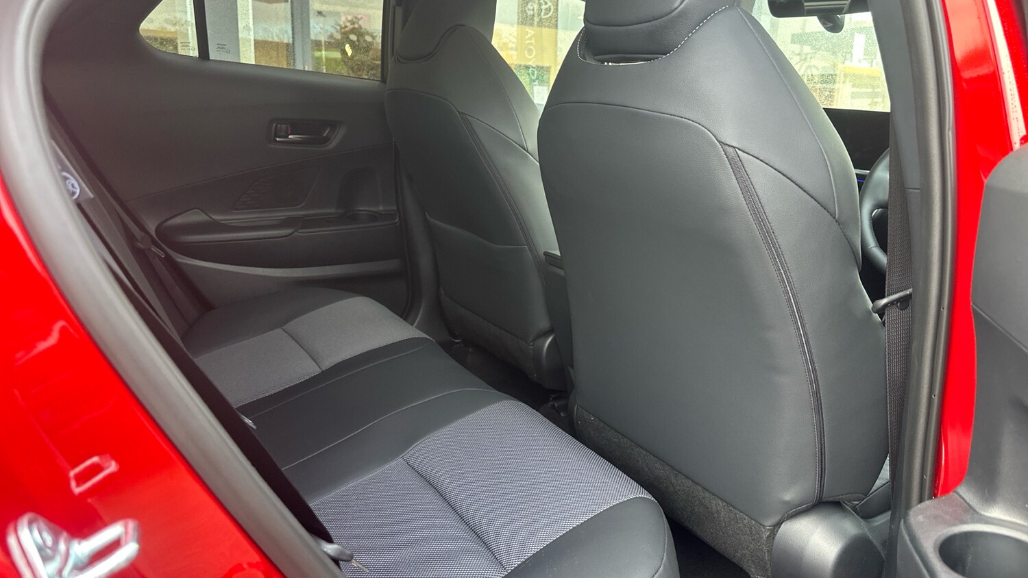 Used Toyota C-HR 2025 for sale - 77405646: Photo 12