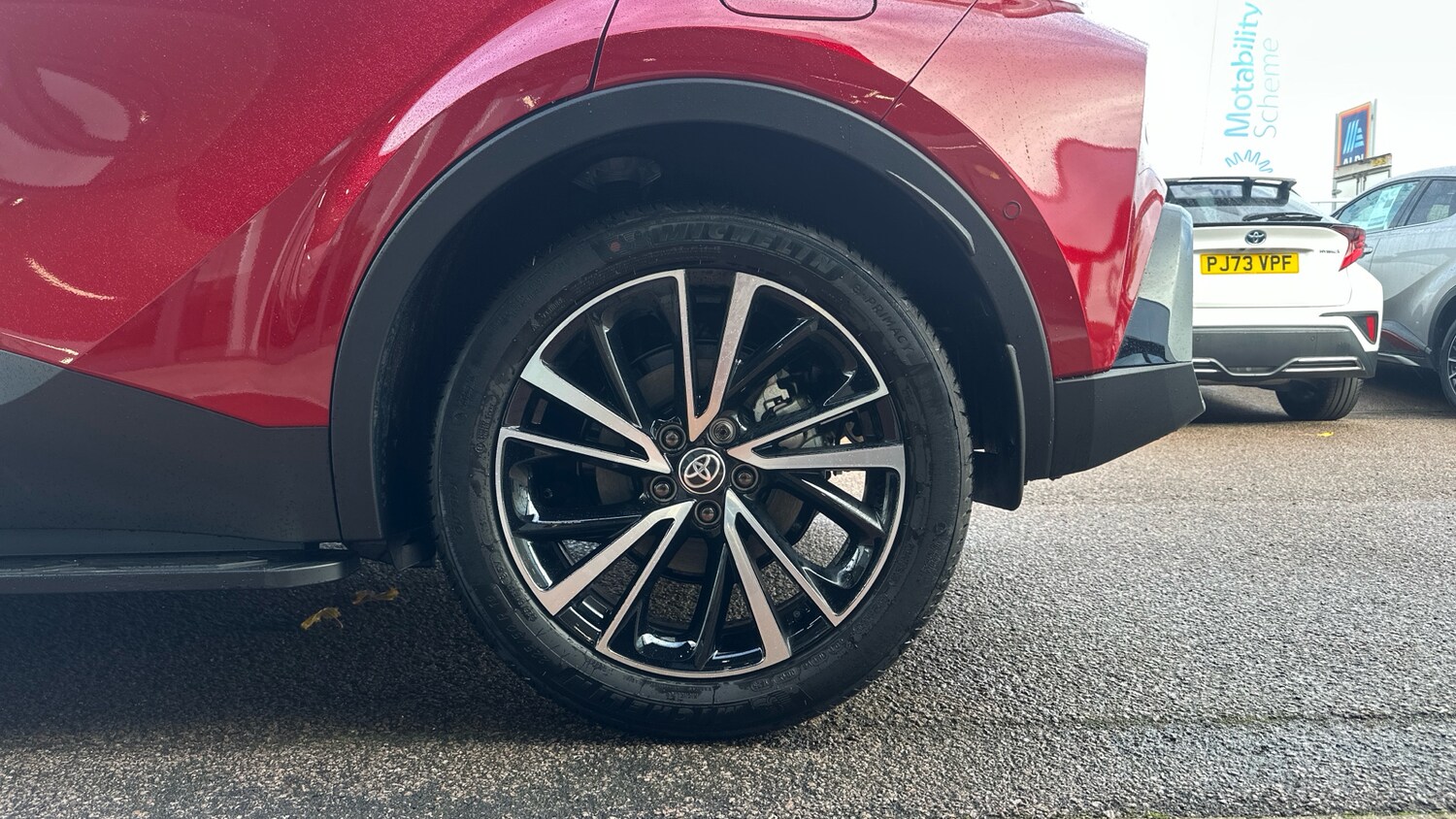 Used Toyota C-HR 2025 for sale - 77405646: Photo 18