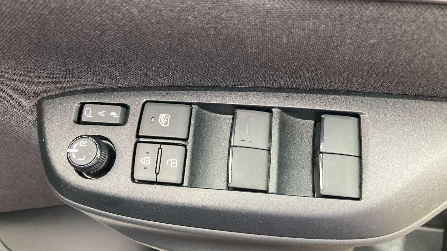 Used Toyota Yaris Cross 2023 for sale - 76193092: Photo 46