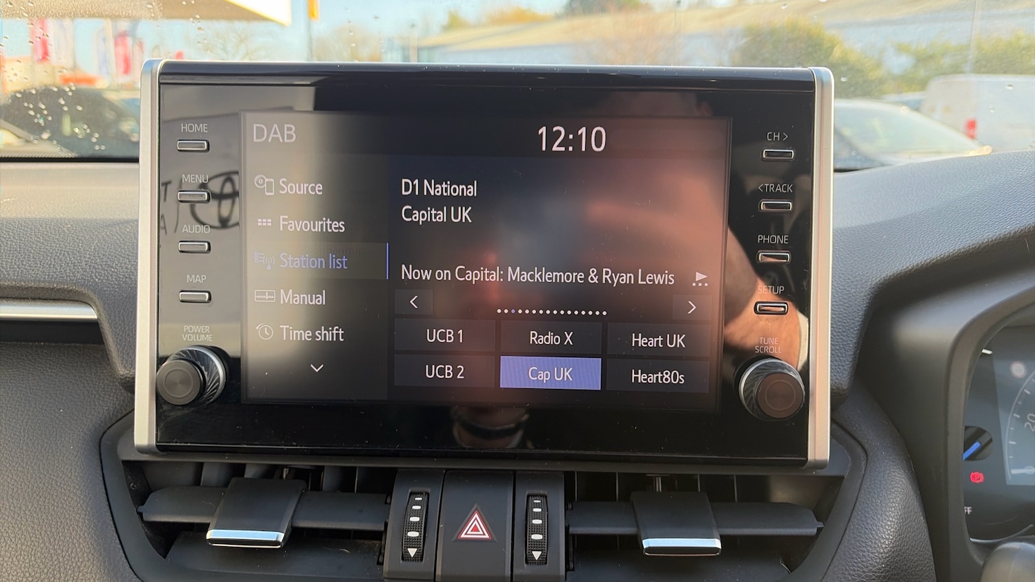 Used Toyota RAV4 2022 for sale - 77013682: Photo 30