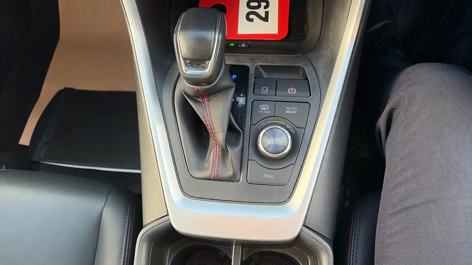 Used Toyota RAV4 2022 for sale - 77013682: Photo 51