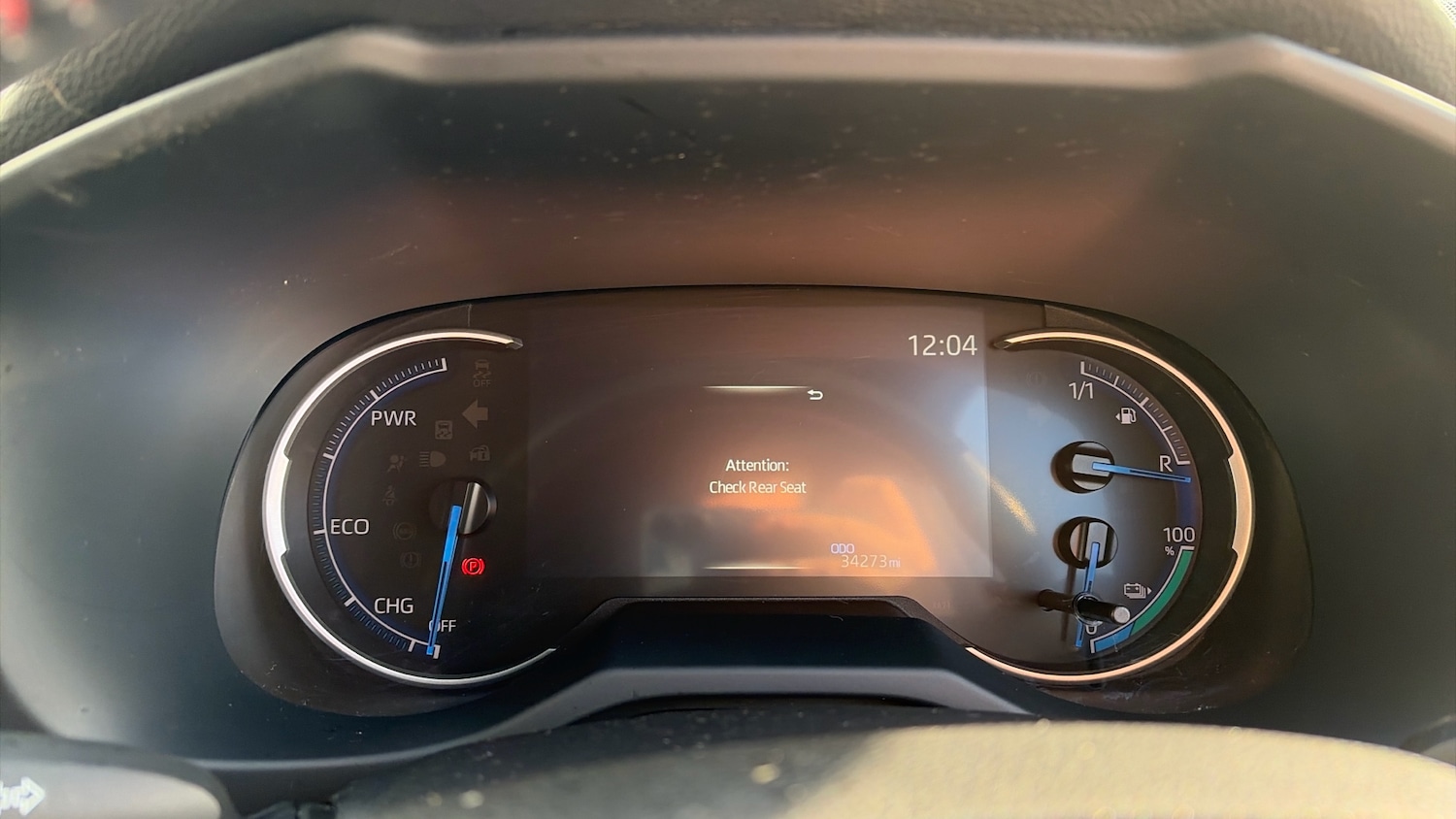 Used Toyota RAV4 2022 for sale - 77013682: Photo 9