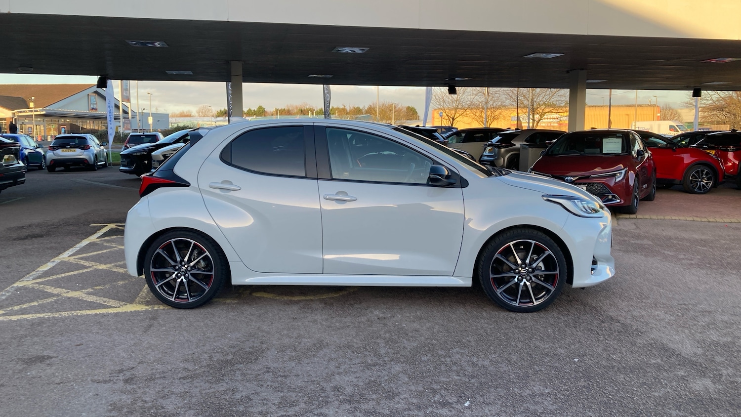 Used Toyota Yaris 2023 for sale - 77026028: Photo 16