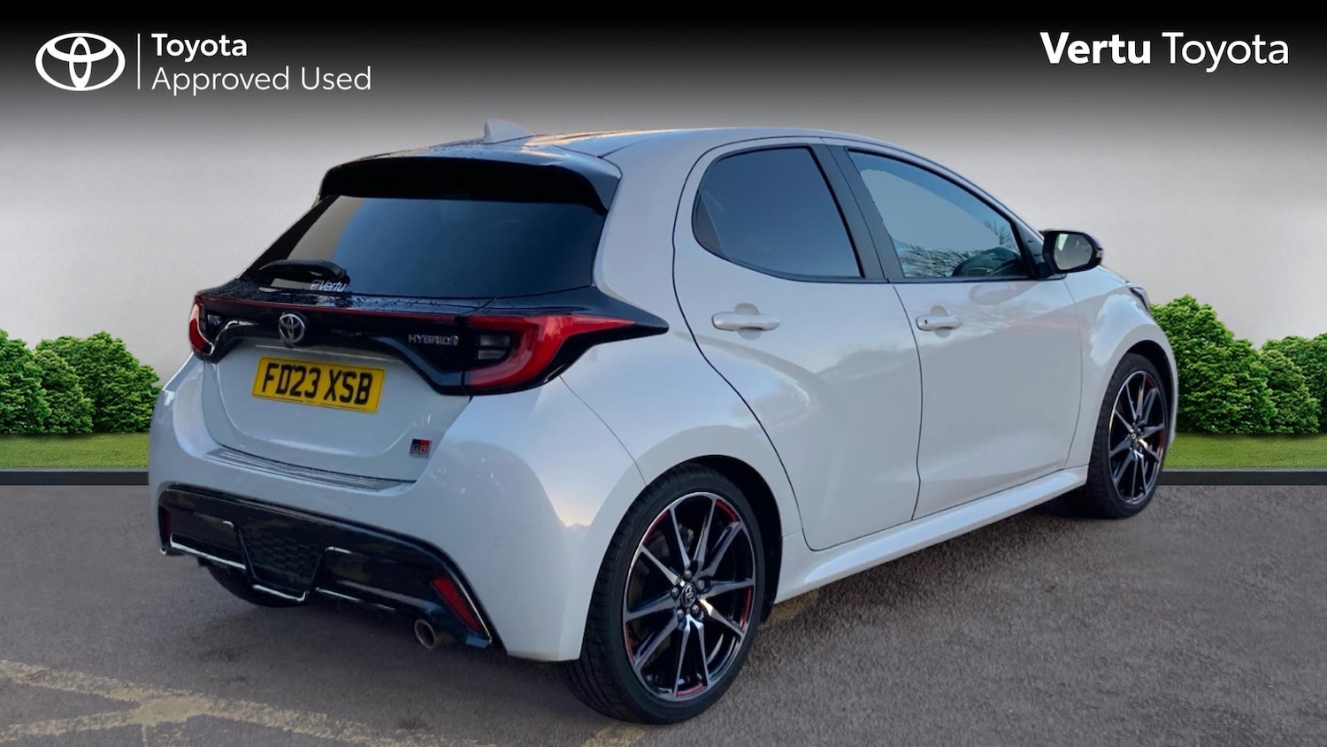 Used Toyota Yaris 2023 for sale - 77026028: Photo 2