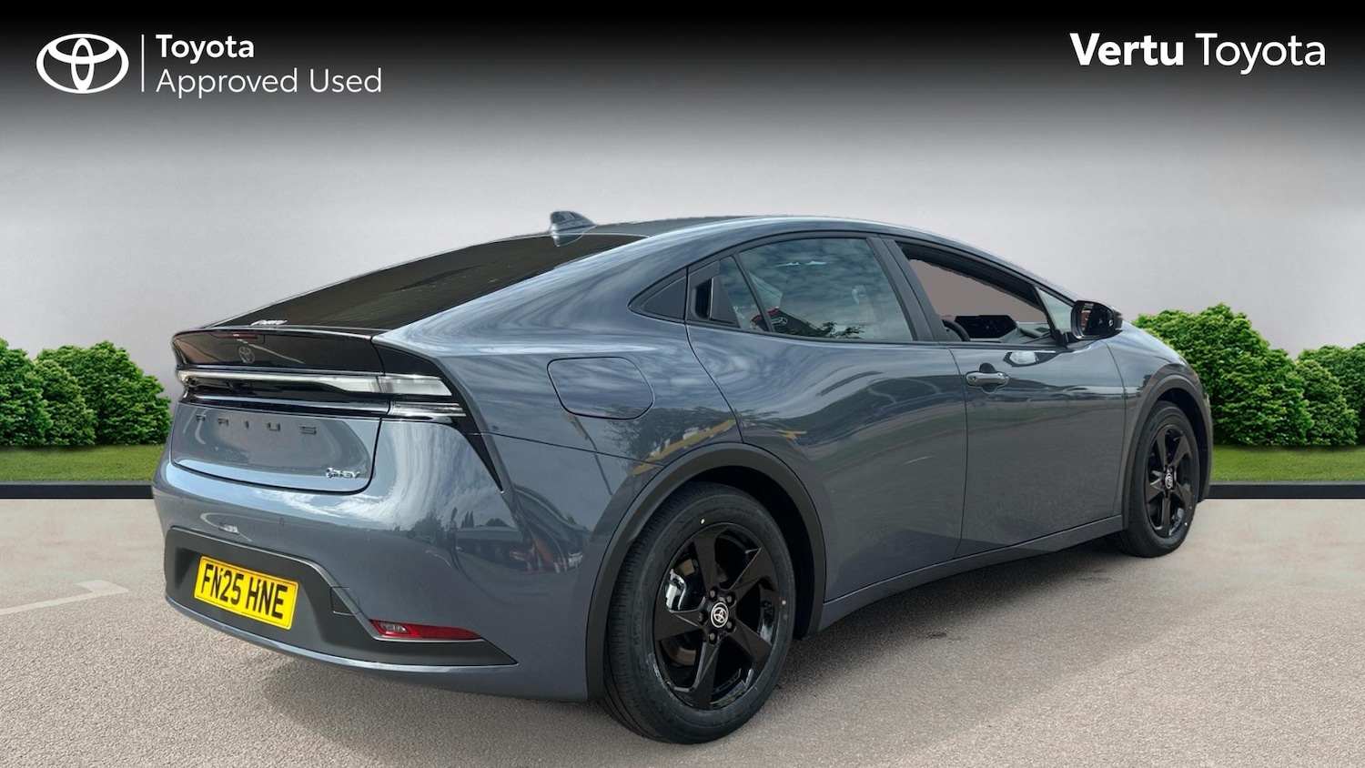 Used Toyota Prius 2025 for sale - 76859077: Photo 2