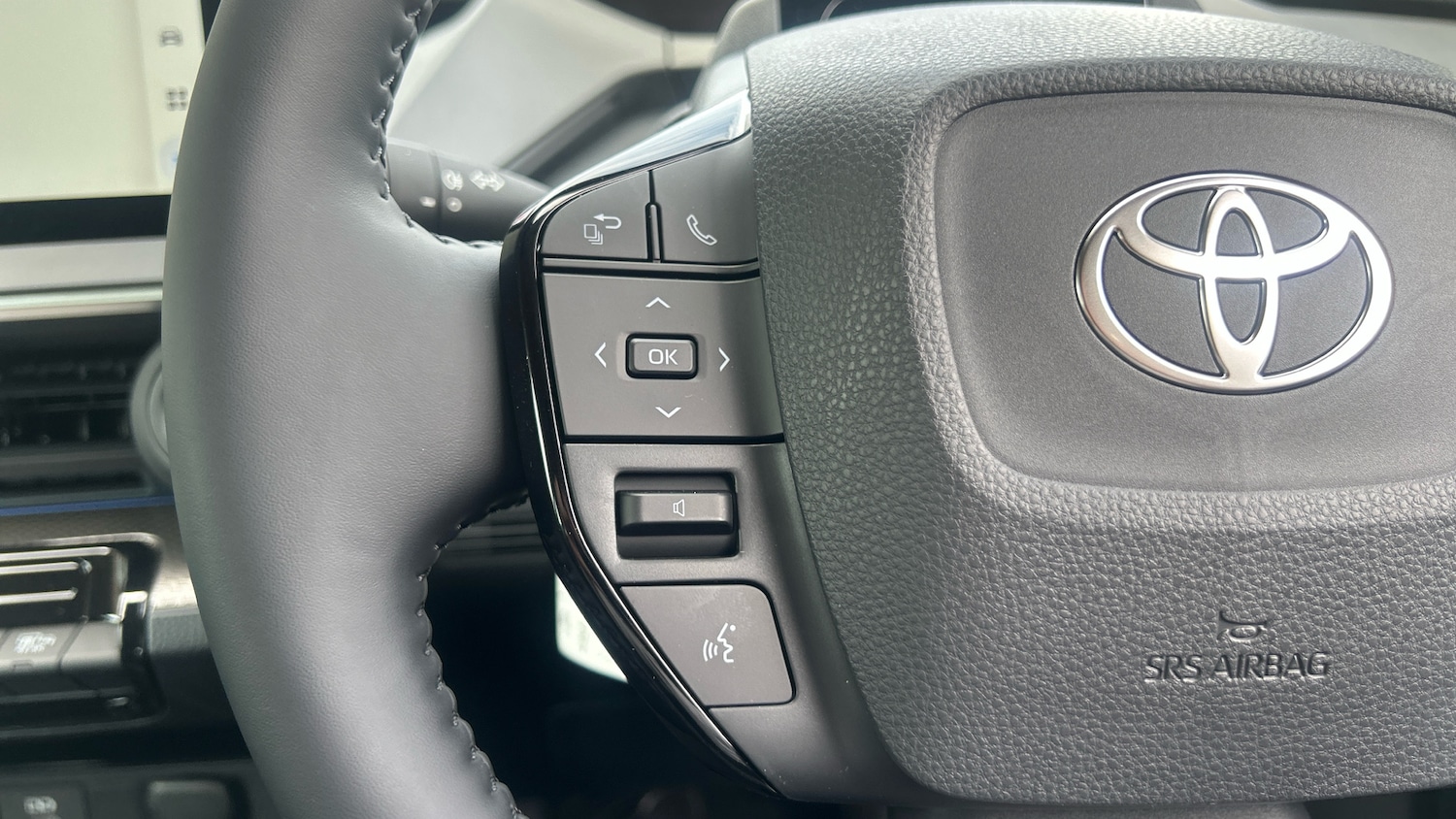 Used Toyota Prius 2025 for sale - 76859077: Photo 34