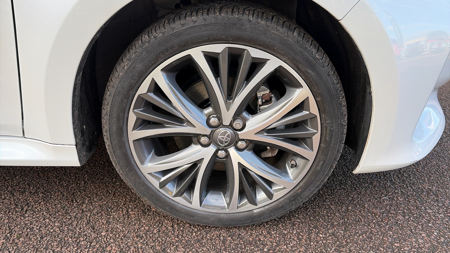 Used Toyota Yaris 2024 for sale - 77118418: Photo 39