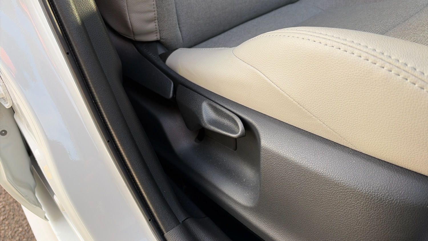 Used Toyota Yaris 2024 for sale - 77118418: Photo 45