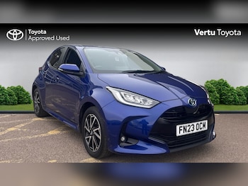 Used Toyota Yaris 2023 for sale - 77883739: Photo