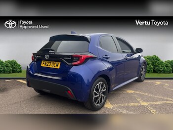 Used Toyota Yaris 2023 for sale - 77883739: Photo