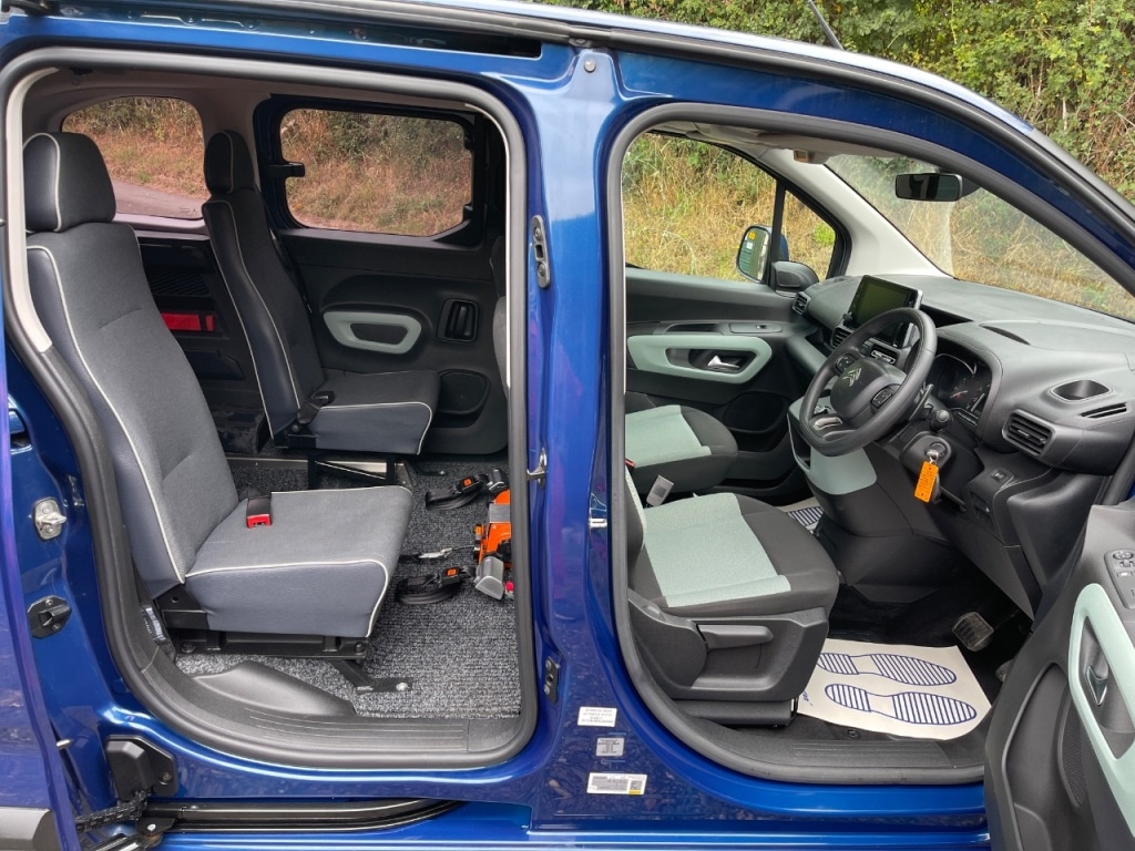 Vehicle 14