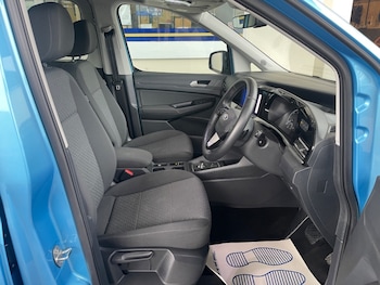 Used Ford Tourneo Connect 2023 for sale - 75960527: Photo