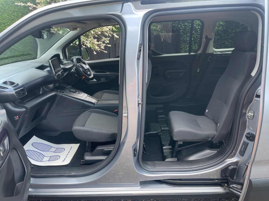 Used Peugeot Rifter 2023 for sale - 76345088: Photo 14