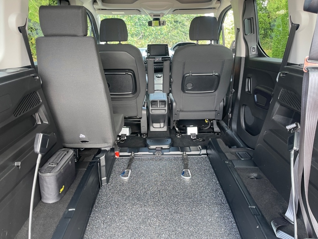 Used Peugeot Rifter 2023 for sale - 76345088: Photo 3