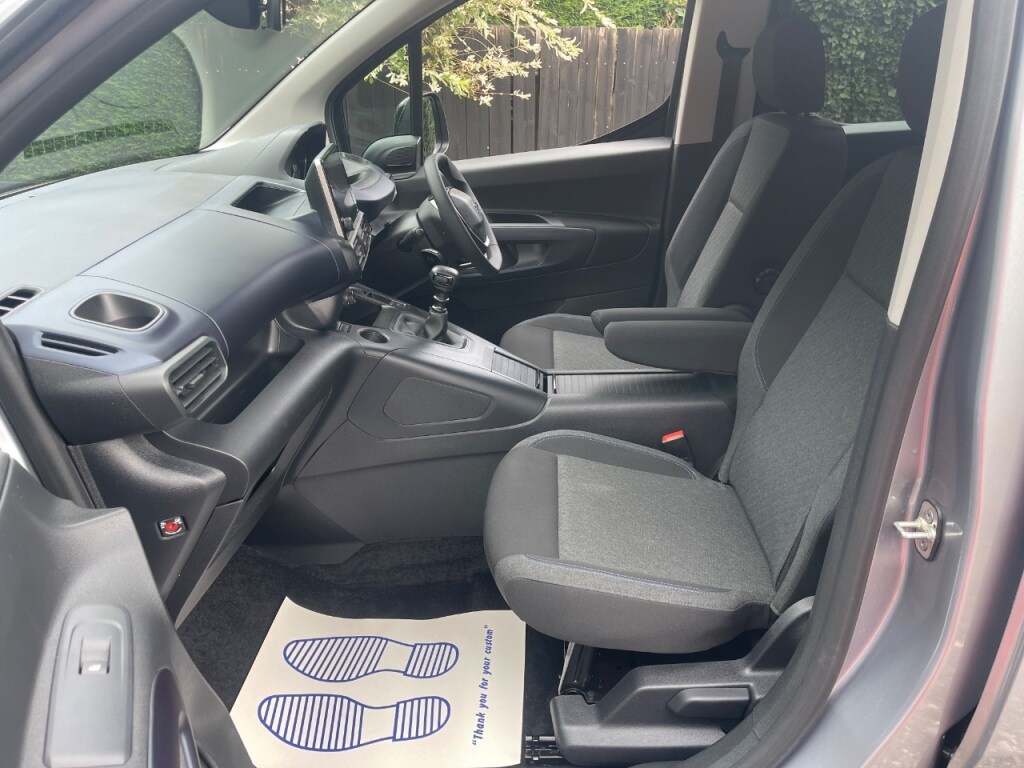 Used Peugeot Rifter 2024 for sale - 76345100: Photo 10