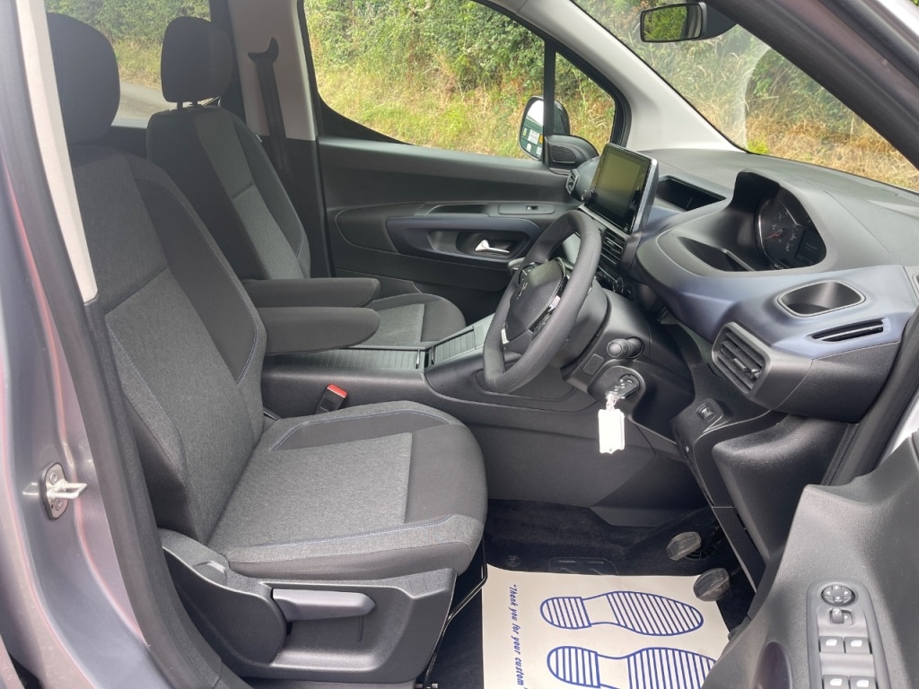 Used Peugeot Rifter 2024 for sale - 76345100: Photo 16