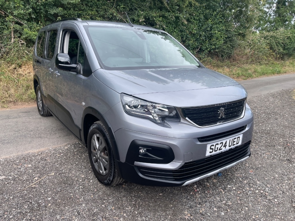 Used Peugeot Rifter 2024 for sale - 76345100: Photo 18