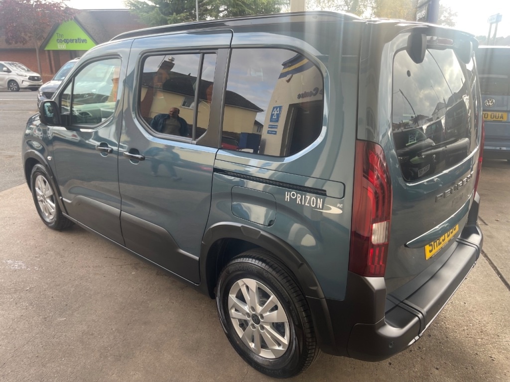 Used Peugeot Rifter 2025 for sale - 78190840: Photo 12