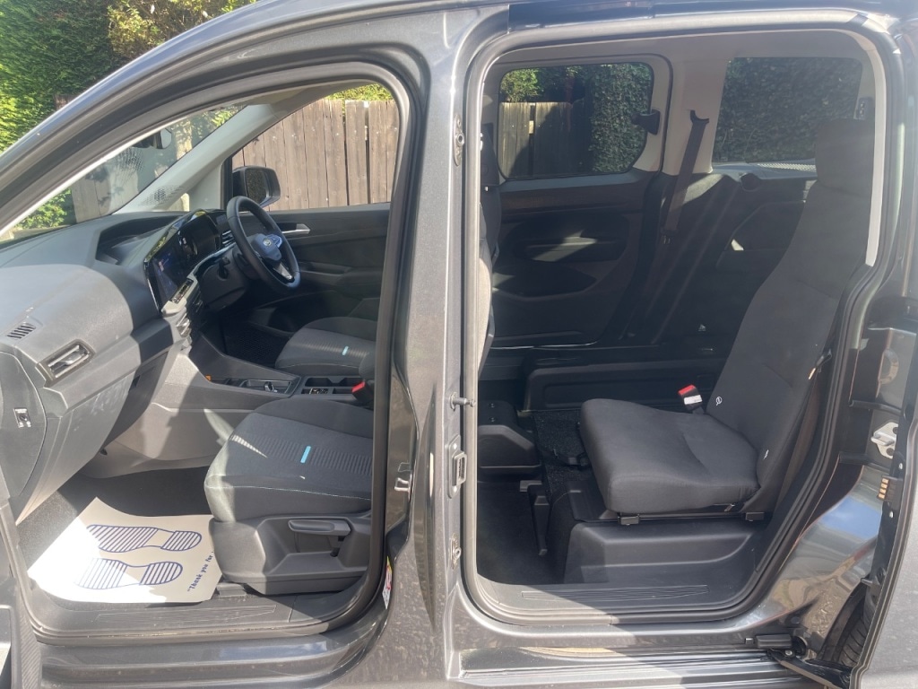 Used Ford Tourneo Connect 2025 for sale - 76068214: Photo 14