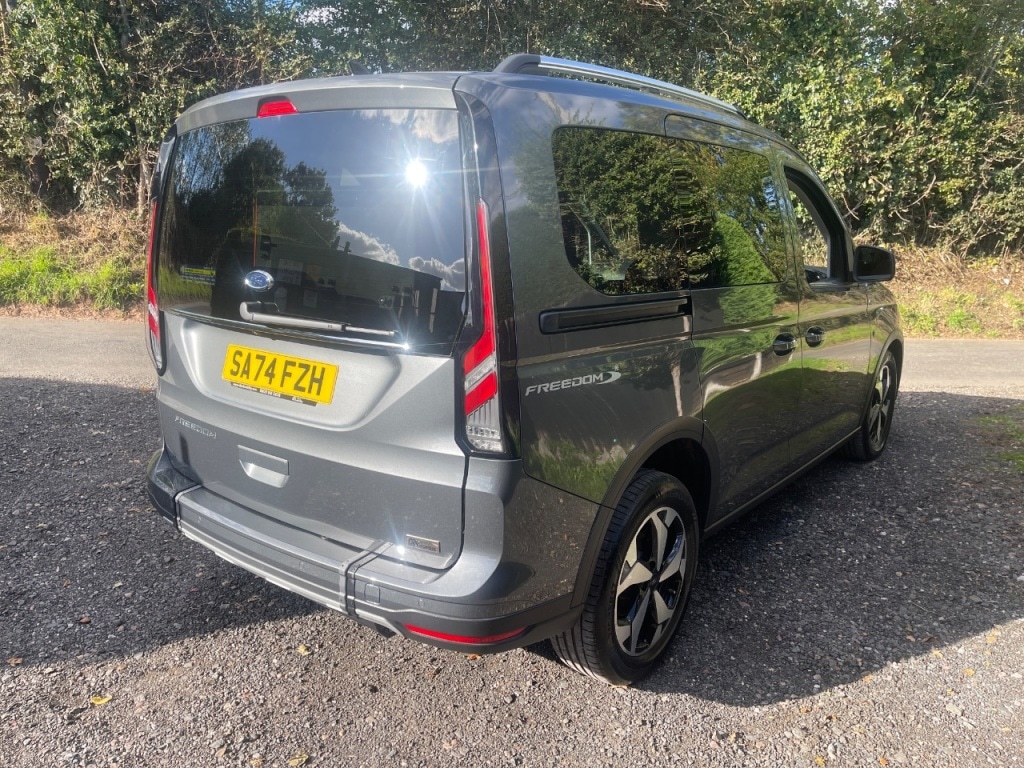 Used Ford Tourneo Connect 2025 for sale - 76068214: Photo 8