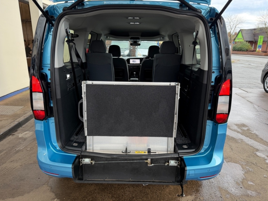 Used Ford Tourneo Connect 2024 for sale - 78190807: Photo 5