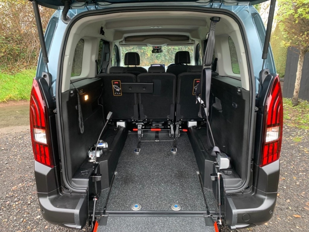 Used Peugeot Rifter 2024 for sale - 76798594: Photo 13