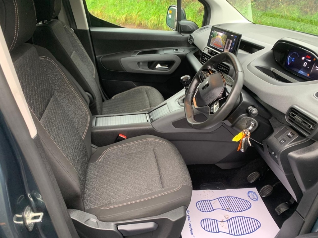 Used Peugeot Rifter 2024 for sale - 76798594: Photo 2