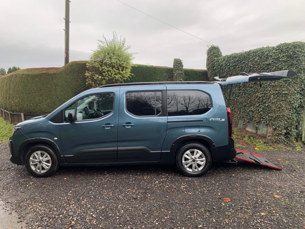 Used Peugeot Rifter 2024 for sale - 76798594: Photo 6