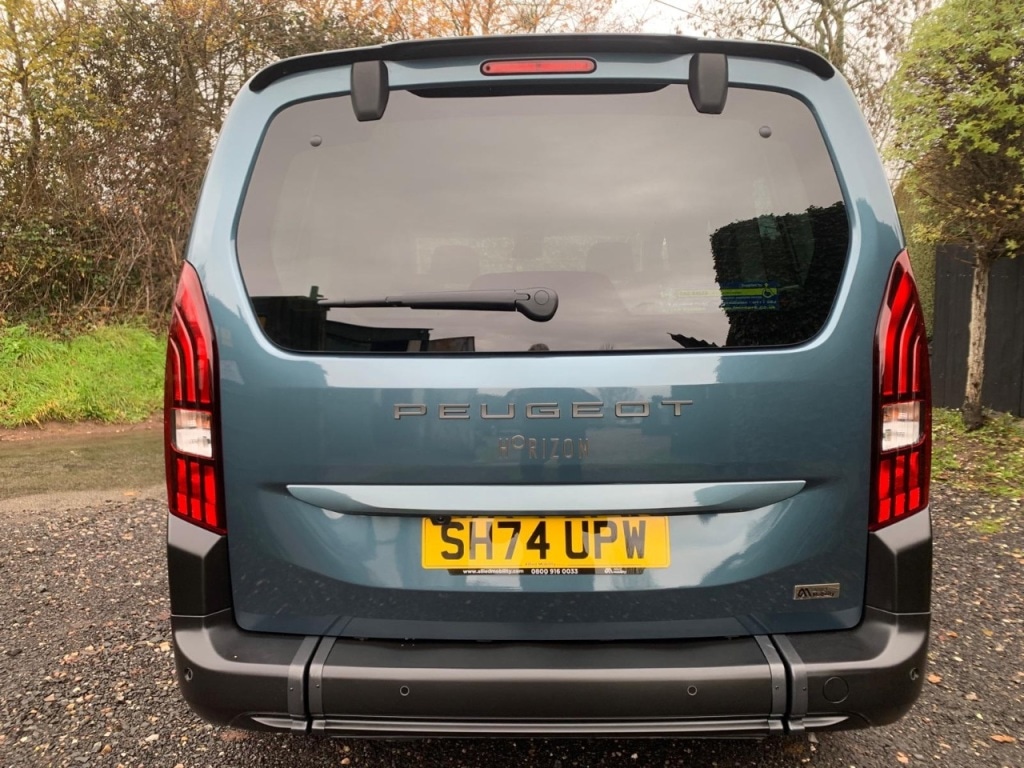 Used Peugeot Rifter 2024 for sale - 76798594: Photo 9