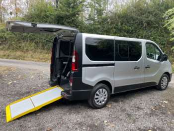 2019 - SL27 ENERGY dCi 120 Business WHEELCHAIR ACCESSIBLE VEHICLE 4 SEATS 5-Door