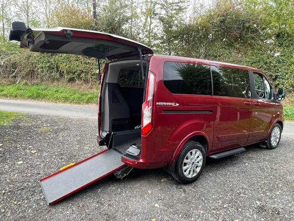 Used Ford Tourneo Custom 2021 for sale - 76147194: Photo 1