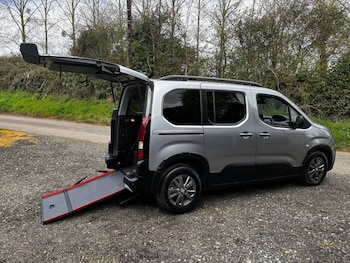 Used Peugeot Rifter 2023 for sale - 79154542: Photo