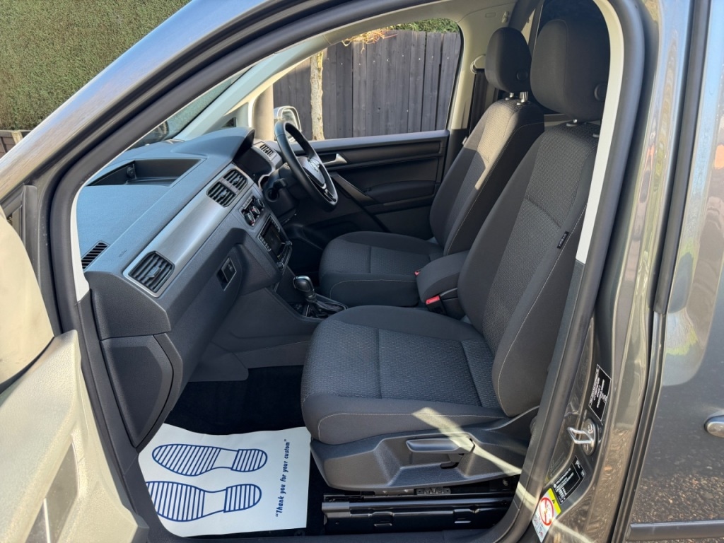 Used Volkswagen Caddy Maxi Life 2020 for sale - 77355031: Photo 11