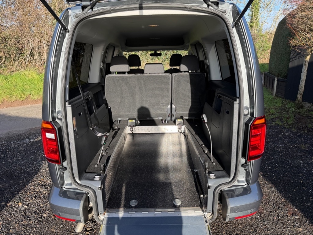 Used Volkswagen Caddy Maxi Life 2020 for sale - 77355031: Photo 2