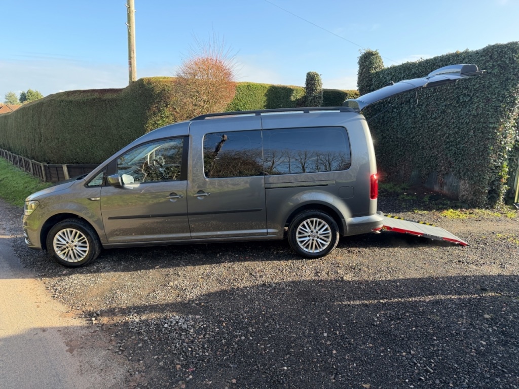 Used Volkswagen Caddy Maxi Life 2020 for sale - 77355031: Photo 4