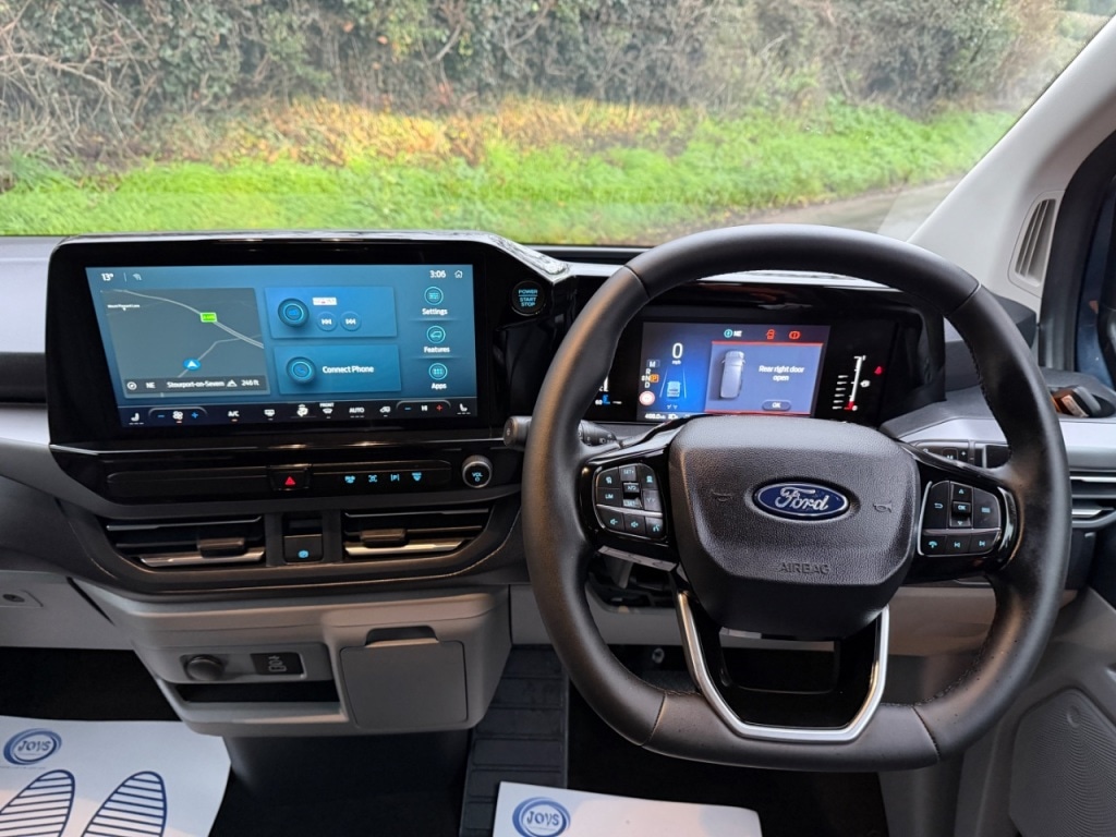 Used Ford Tourneo Custom 2025 for sale - 76863130: Photo 14