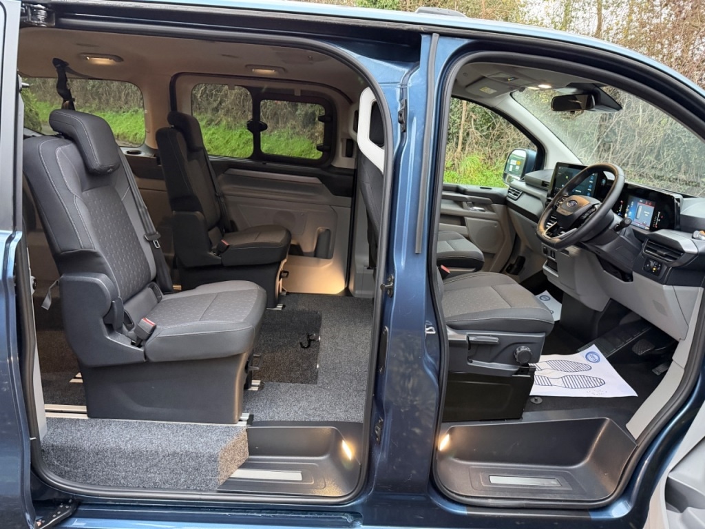 Used Ford Tourneo Custom 2025 for sale - 76863130: Photo 15