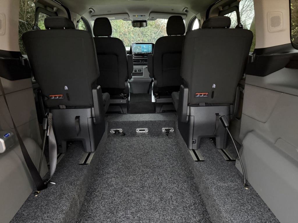 Used Ford Tourneo Custom 2025 for sale - 76863130: Photo 3