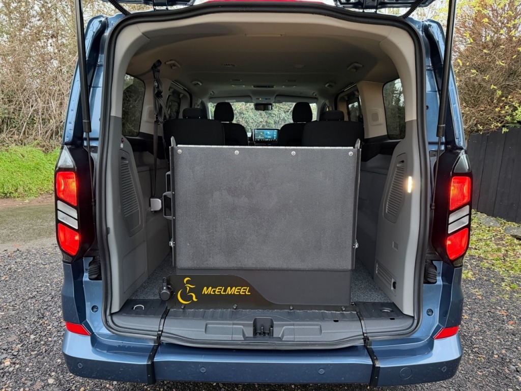 Used Ford Tourneo Custom 2025 for sale - 76863130: Photo 5