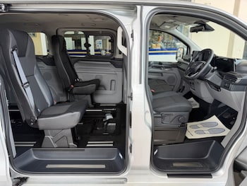 Used Ford Tourneo Custom 2025 for sale - 79232963: Photo