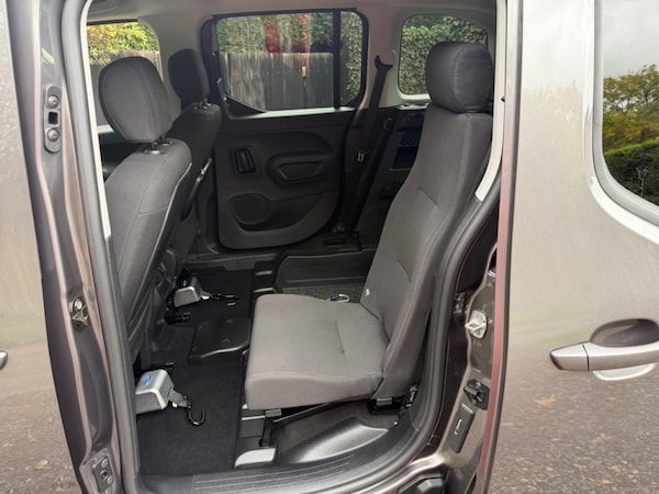 Used Peugeot Rifter 2024 for sale - 76266338: Photo 7