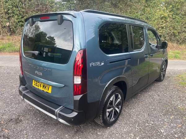 Used Peugeot Rifter 2024 for sale - 76209958: Photo 10